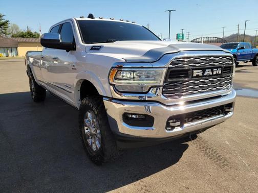 White 2020 RAM 3500 Limited Crew Cab 4x4 8' Box