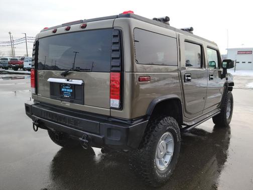 2005 Hummer H2 Base