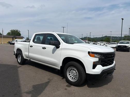 Summit White 2022 Chevrolet Silverado 1500 RST