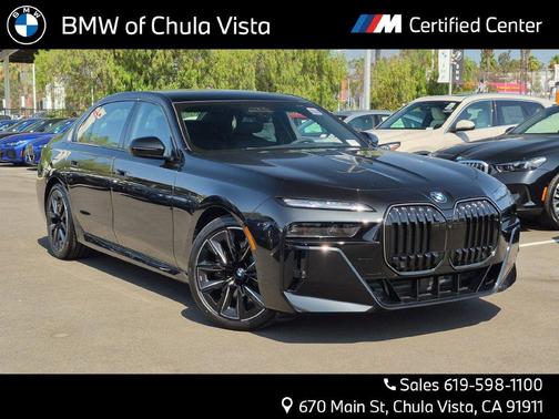 Black Sapphire Metallic 2026 BMW 740 i