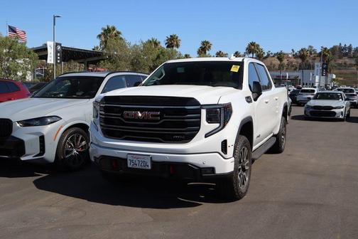 Summit White 2025 GMC Sierra 1500 AT4
