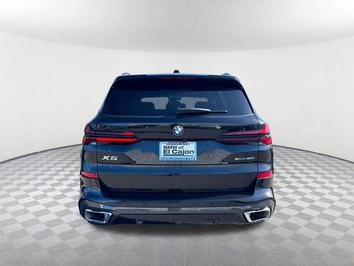 Black Sapphire Metallic 2026 BMW X5 xDrive40i