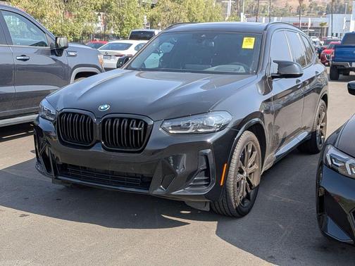 Black Sapphire Metallic 2023 BMW X3 M40i