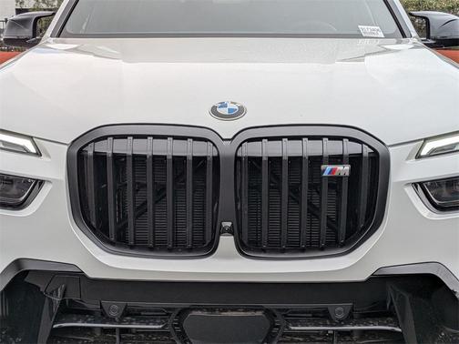 2026 BMW X7 M60i
