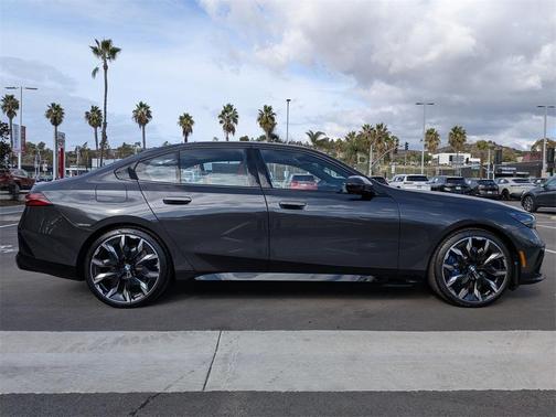 2026 BMW i5 eDrive40