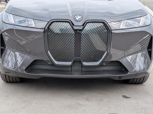 2026 BMW iX xDrive45