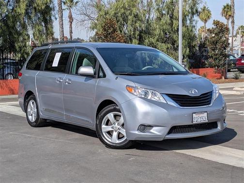 2011 Toyota Sienna Base
