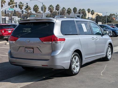 2011 Toyota Sienna Base