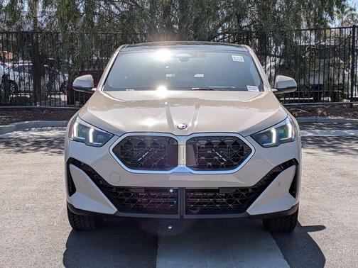 Dune 2026 BMW X2 xDrive28i