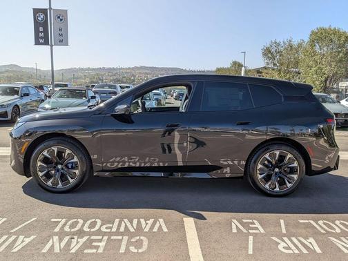 Black Sapphire Metallic 2026 BMW iX xDrive45