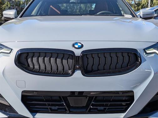 2026 BMW 230 i xDrive