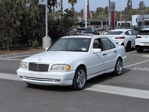 2000 Mercedes-Benz C-Class Base