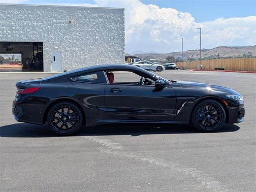 2026 BMW M850 i xDrive