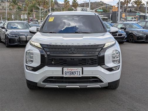 2022 Mitsubishi Outlander SE
