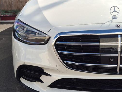White 2022 Mercedes-Benz S-Class S 500