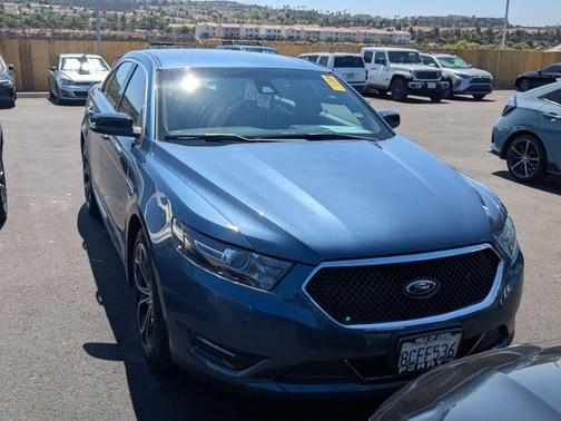 2018 Ford Taurus SHO