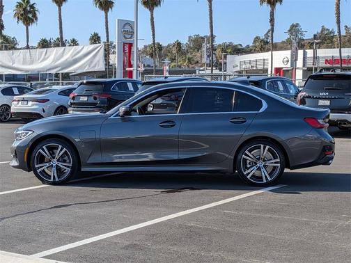 2021 BMW 330e 330e