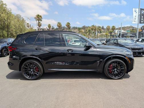 Black Sapphire Metallic 2026 BMW X5 xDrive40i