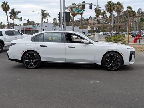 2026 BMW i7 EDrive50