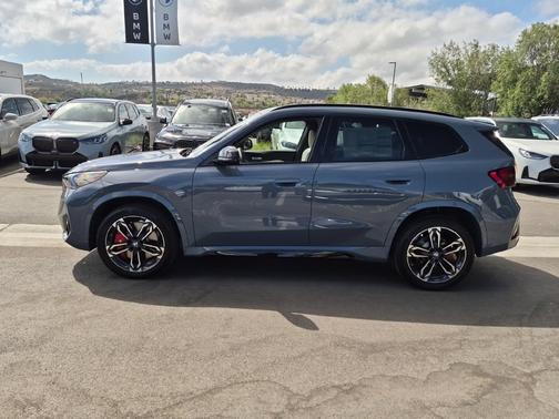 Storm Bay Metallic 2027 BMW X1 xDrive28i