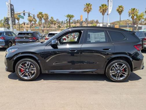 Black Sapphire Metallic 2026 BMW X1 M35i