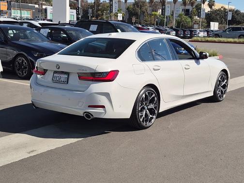 Alpine White 2026 BMW 330 i
