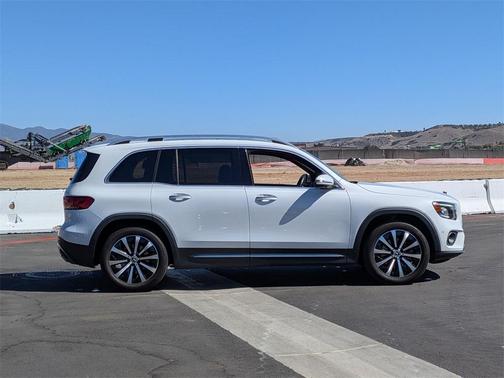 2021 Mercedes-Benz GLB 250 Base 4MATIC