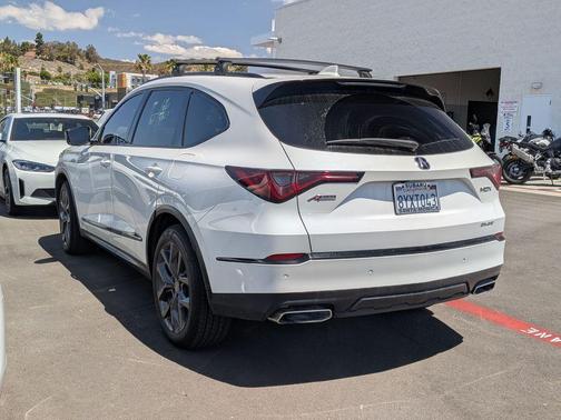 White 2022 Acura MDX A-Spec