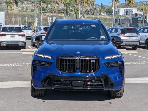 2026 BMW X7 M60i