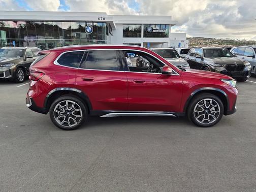Vegas Red Metallic 2026 BMW X1 xDrive28i