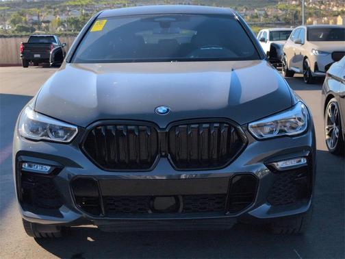 2021 BMW X6 M50i