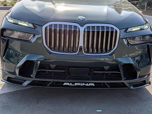 2025 BMW ALPINA XB7 Base
