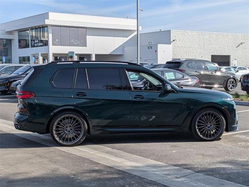 2025 BMW ALPINA XB7 Base