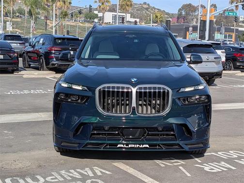 2025 BMW ALPINA XB7 Base