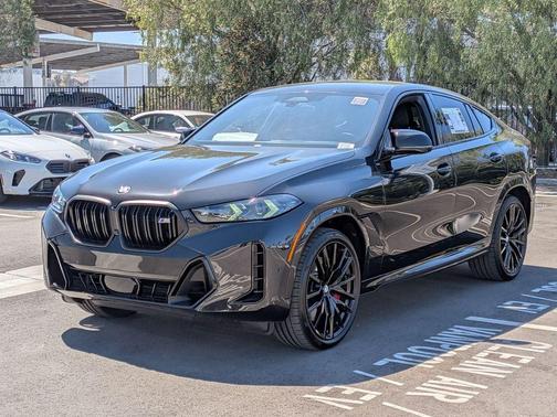2025 BMW X6 M60i