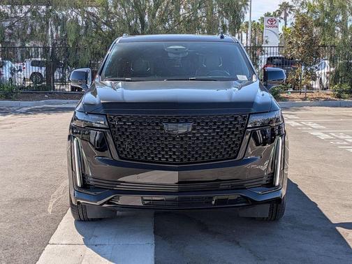 2023 Cadillac Escalade ESV Premium Luxury