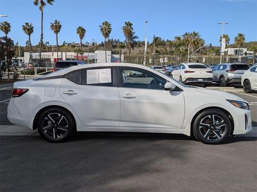 2024 Nissan Sentra SV
