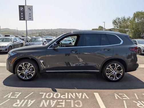 Gray Metallic 2026 BMW X5 sDrive40i