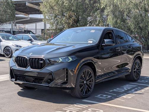 Black Sapphire Metallic 2026 BMW X6 M60i