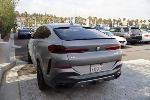 Metallic 2024 BMW X6 M60i
