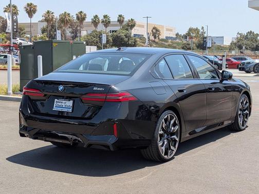 Black Sapphire Metallic 2027 BMW 530 i
