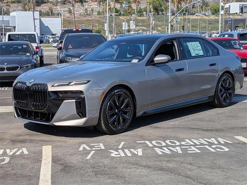 2026 BMW 740 i
