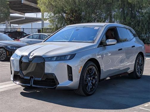 2026 BMW iX xDrive45