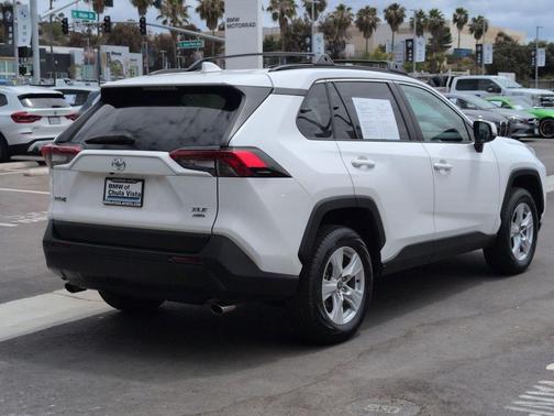 Super White 2021 Toyota RAV4 XLE