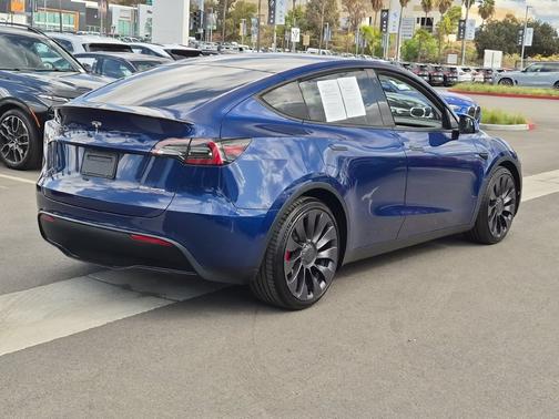 Deep Blue Metallic 2022 Tesla Model Y Performance