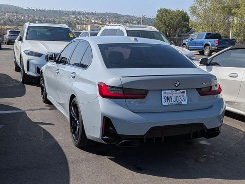 Brooklyn Gray Metallic 2024 BMW M340 i