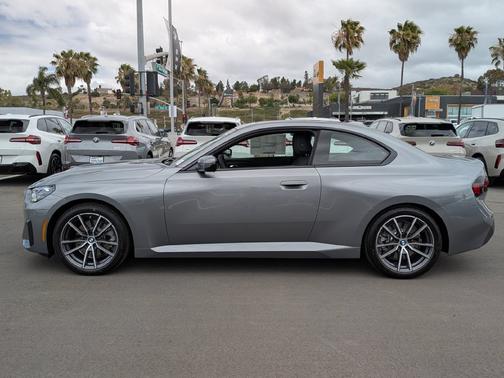 Skyscraper Grey Metallic 2026 BMW 230 i
