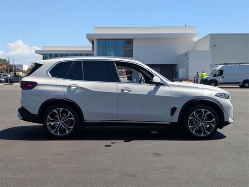2026 BMW X5 sDrive40i