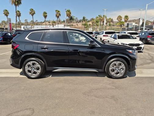 Jet Black 2027 BMW X1 xDrive28i