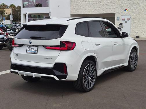 Alpine White 2026 BMW X1 xDrive28i